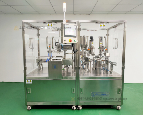 全自动抽真空灌装机带水印500.jpg